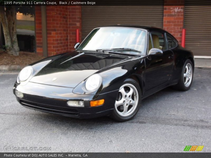 Front 3/4 View of 1995 911 Carrera Coupe