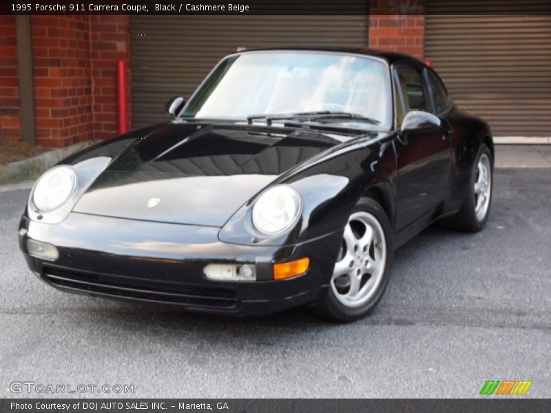 Front 3/4 View of 1995 911 Carrera Coupe