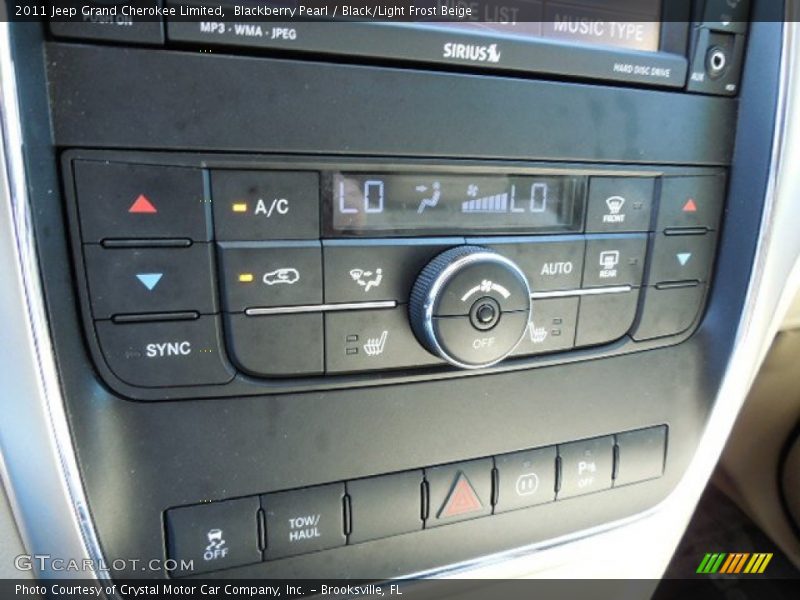 Blackberry Pearl / Black/Light Frost Beige 2011 Jeep Grand Cherokee Limited