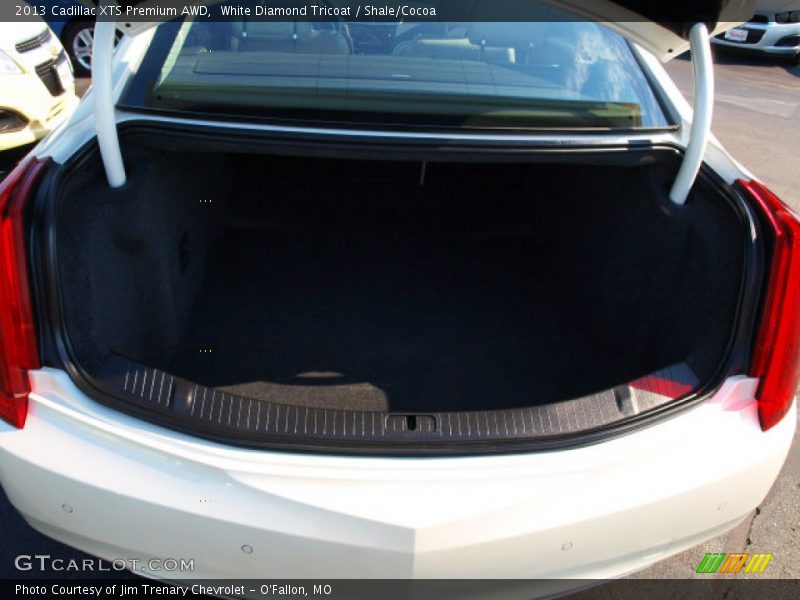 White Diamond Tricoat / Shale/Cocoa 2013 Cadillac XTS Premium AWD