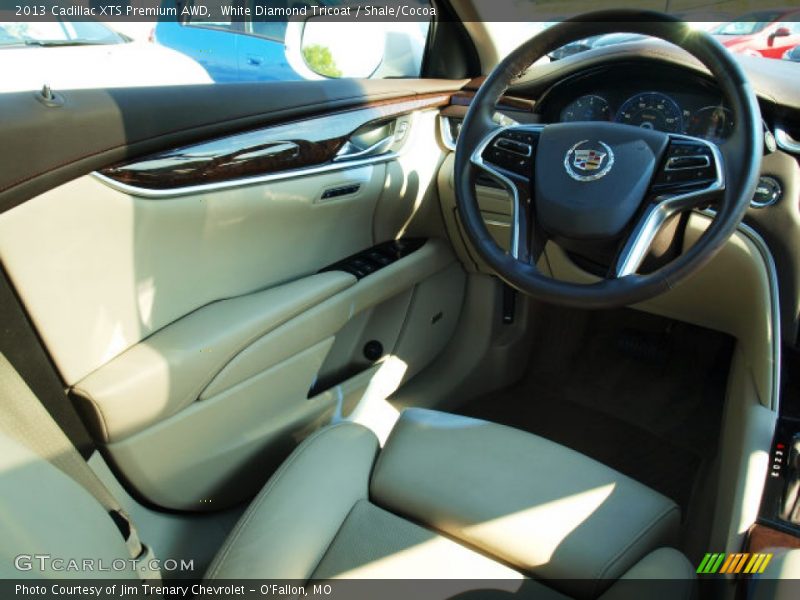 White Diamond Tricoat / Shale/Cocoa 2013 Cadillac XTS Premium AWD