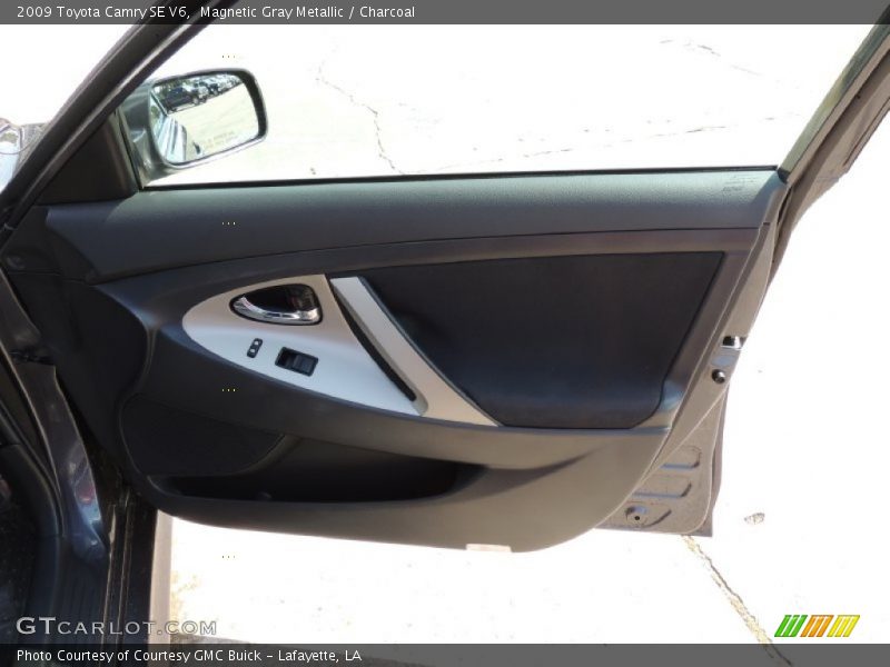 Magnetic Gray Metallic / Charcoal 2009 Toyota Camry SE V6