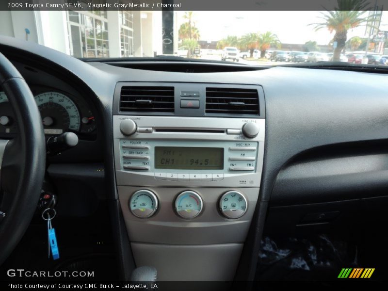 Magnetic Gray Metallic / Charcoal 2009 Toyota Camry SE V6