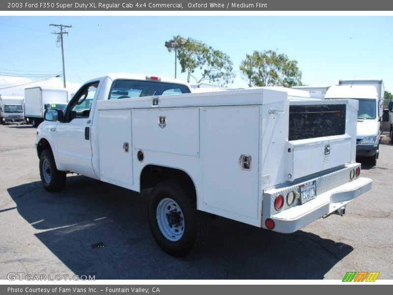 Oxford White / Medium Flint 2003 Ford F350 Super Duty XL Regular Cab 4x4 Commercial
