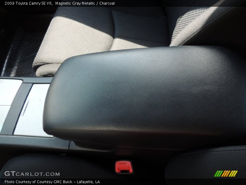 Magnetic Gray Metallic / Charcoal 2009 Toyota Camry SE V6