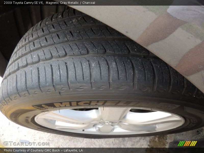 Magnetic Gray Metallic / Charcoal 2009 Toyota Camry SE V6