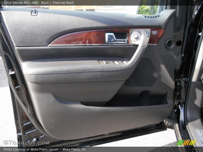 Door Panel of 2012 MKX AWD