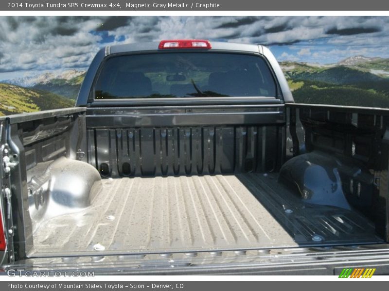 Magnetic Gray Metallic / Graphite 2014 Toyota Tundra SR5 Crewmax 4x4