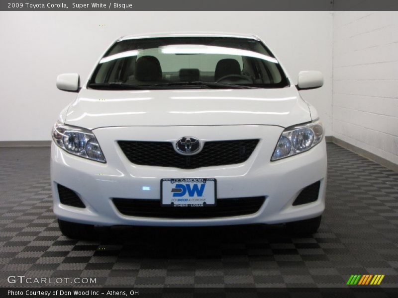 Super White / Bisque 2009 Toyota Corolla