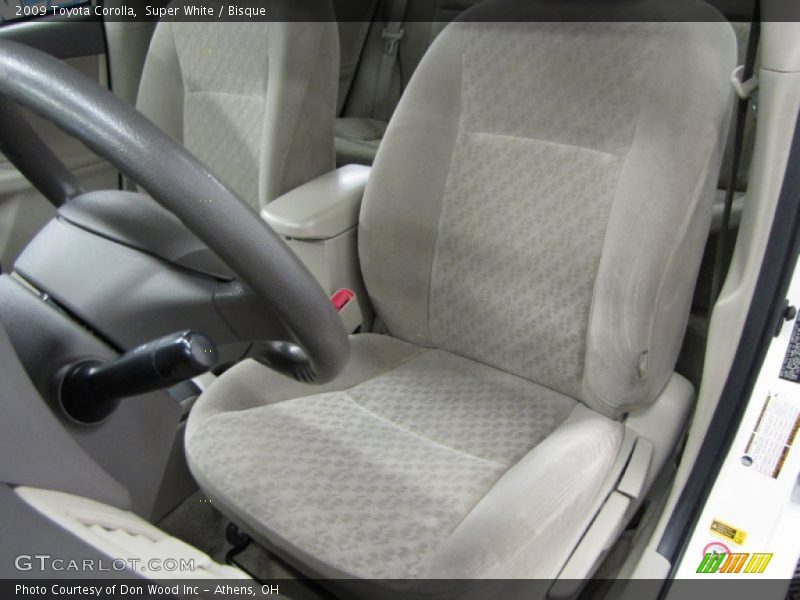 Super White / Bisque 2009 Toyota Corolla