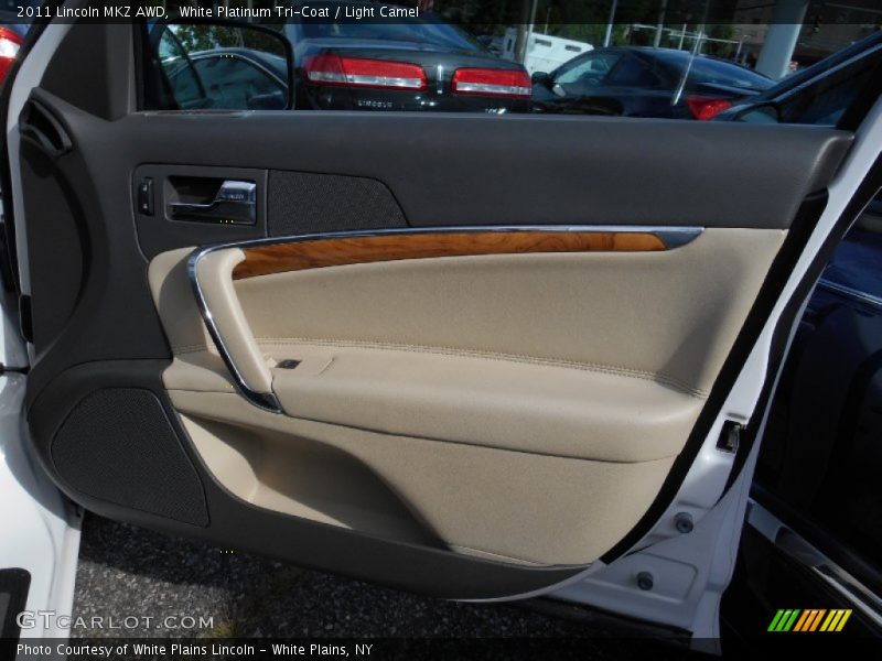 White Platinum Tri-Coat / Light Camel 2011 Lincoln MKZ AWD