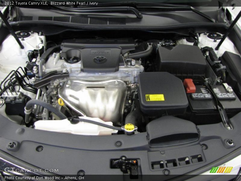 Blizzard White Pearl / Ivory 2012 Toyota Camry XLE
