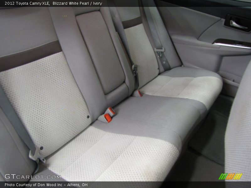 Blizzard White Pearl / Ivory 2012 Toyota Camry XLE