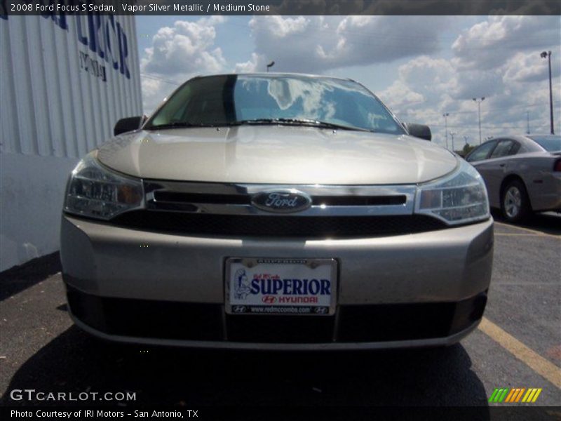 Vapor Silver Metallic / Medium Stone 2008 Ford Focus S Sedan