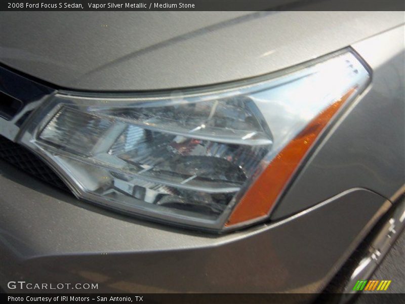 Vapor Silver Metallic / Medium Stone 2008 Ford Focus S Sedan
