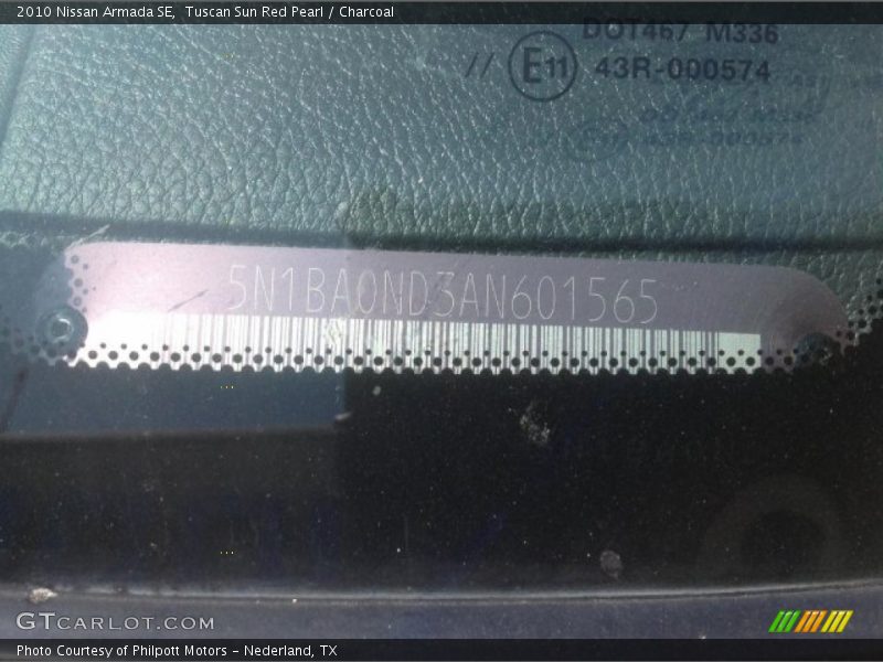Tuscan Sun Red Pearl / Charcoal 2010 Nissan Armada SE