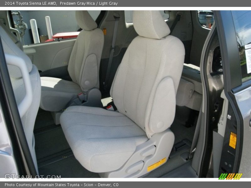 Predawn Gray Mica / Light Gray 2014 Toyota Sienna LE AWD