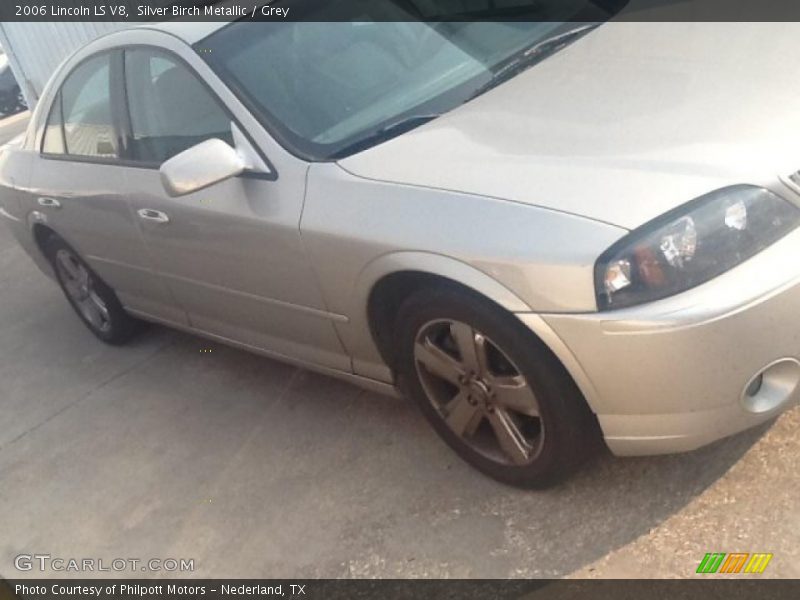 Silver Birch Metallic / Grey 2006 Lincoln LS V8