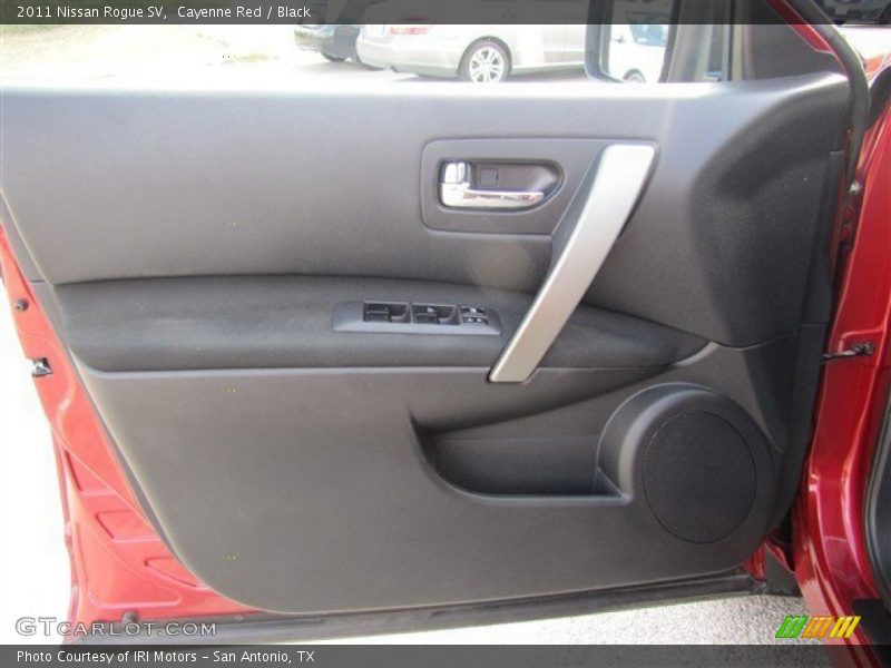 Cayenne Red / Black 2011 Nissan Rogue SV
