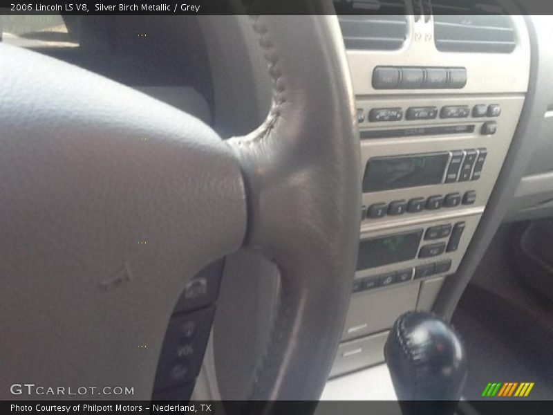 Silver Birch Metallic / Grey 2006 Lincoln LS V8