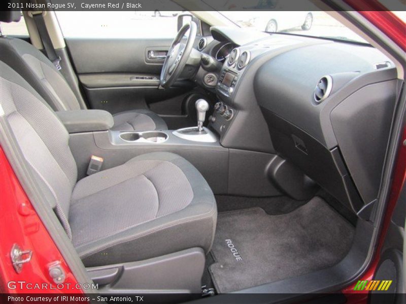 Cayenne Red / Black 2011 Nissan Rogue SV