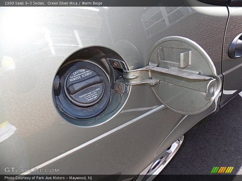 Green Silver Mica / Warm Beige 1999 Saab 9-3 Sedan