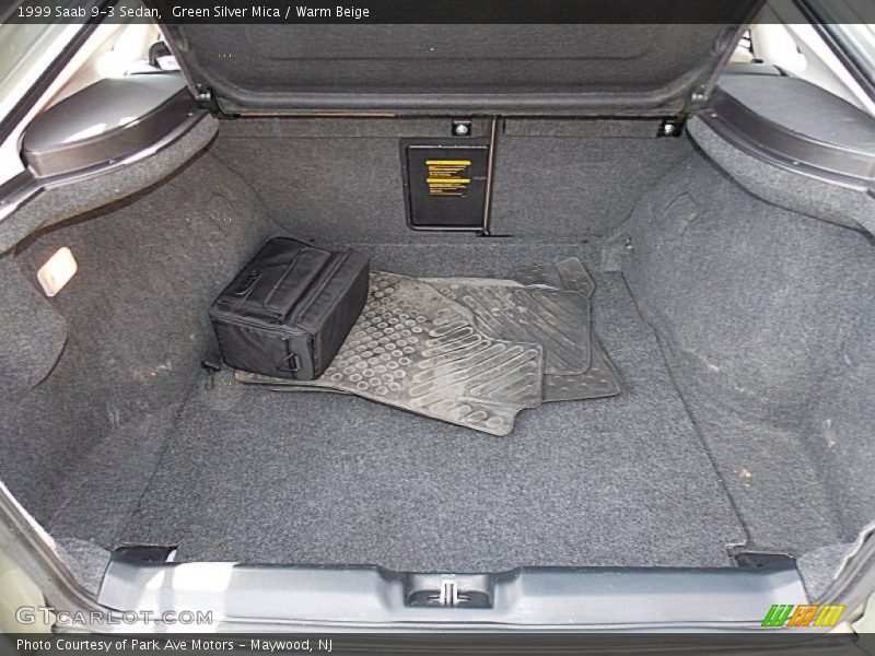 Green Silver Mica / Warm Beige 1999 Saab 9-3 Sedan