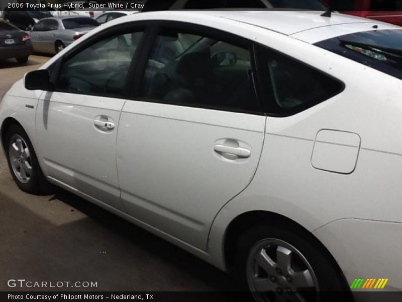 Super White / Gray 2006 Toyota Prius Hybrid