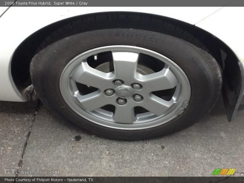 Super White / Gray 2006 Toyota Prius Hybrid