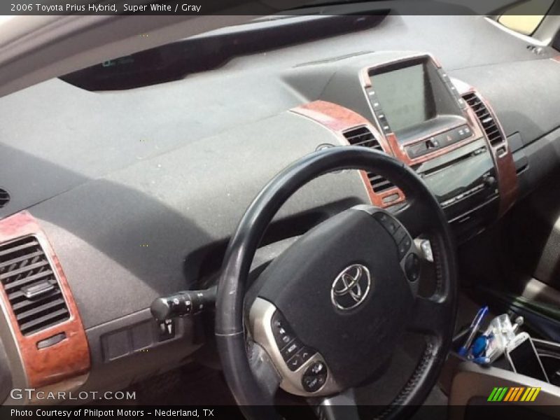Super White / Gray 2006 Toyota Prius Hybrid
