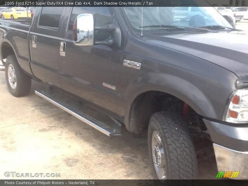 Dark Shadow Grey Metallic / Tan 2005 Ford F250 Super Duty FX4 Crew Cab 4x4