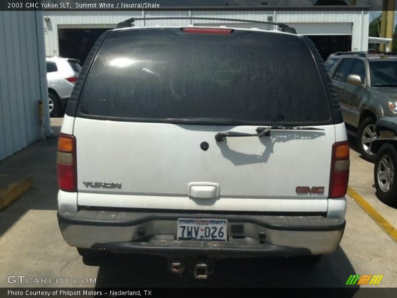 Summit White / Neutral/Shale 2003 GMC Yukon SLT