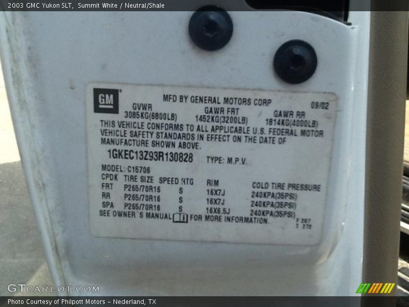 Summit White / Neutral/Shale 2003 GMC Yukon SLT