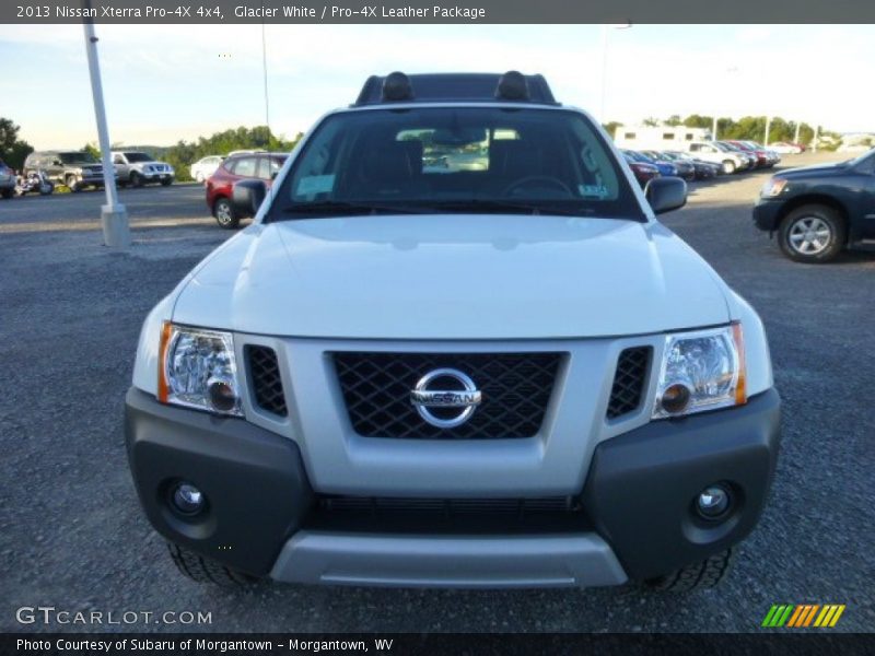 Glacier White / Pro-4X Leather Package 2013 Nissan Xterra Pro-4X 4x4
