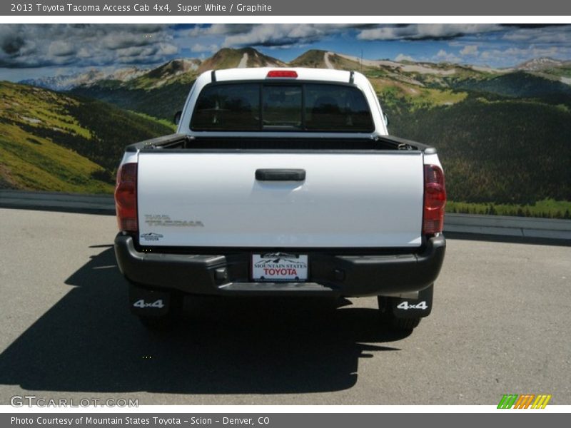 Super White / Graphite 2013 Toyota Tacoma Access Cab 4x4