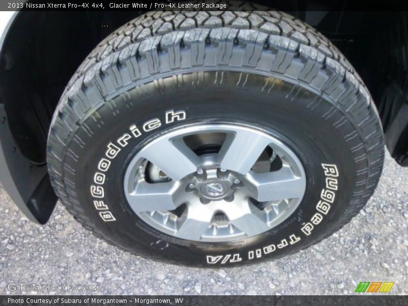 Glacier White / Pro-4X Leather Package 2013 Nissan Xterra Pro-4X 4x4