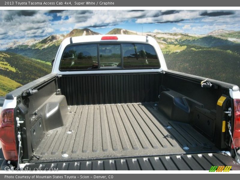 Super White / Graphite 2013 Toyota Tacoma Access Cab 4x4