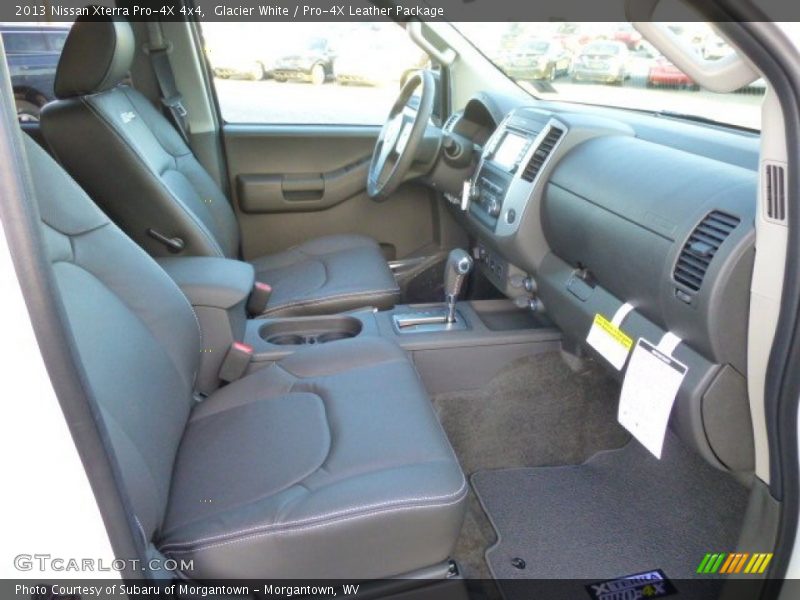 Glacier White / Pro-4X Leather Package 2013 Nissan Xterra Pro-4X 4x4