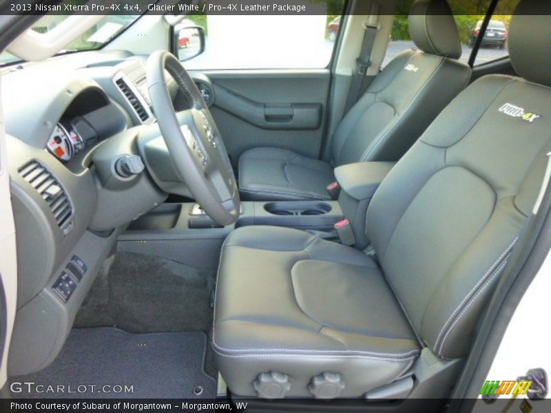 Glacier White / Pro-4X Leather Package 2013 Nissan Xterra Pro-4X 4x4