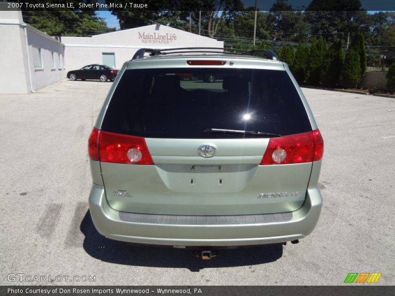 Silver Pine Mica / Taupe 2007 Toyota Sienna LE