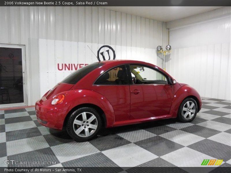 Salsa Red / Cream 2006 Volkswagen New Beetle 2.5 Coupe