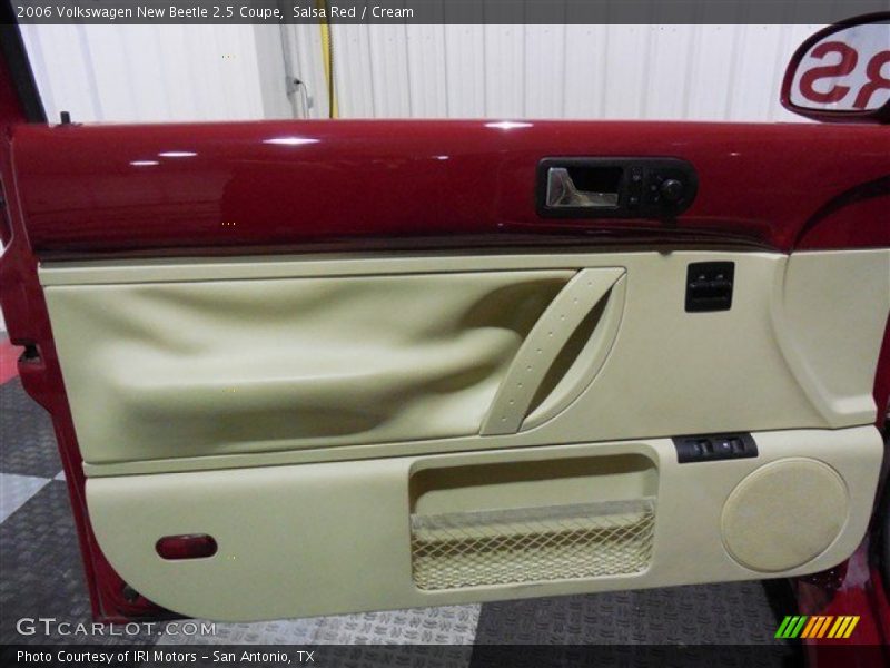 Salsa Red / Cream 2006 Volkswagen New Beetle 2.5 Coupe