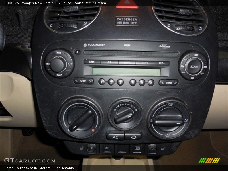 Salsa Red / Cream 2006 Volkswagen New Beetle 2.5 Coupe