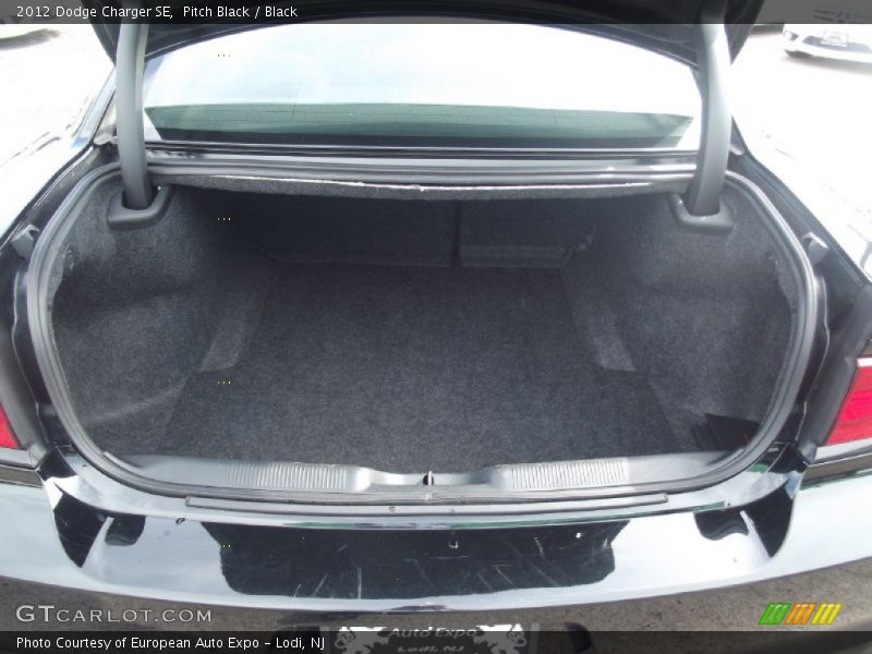 Pitch Black / Black 2012 Dodge Charger SE