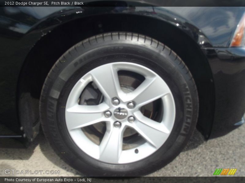 Pitch Black / Black 2012 Dodge Charger SE