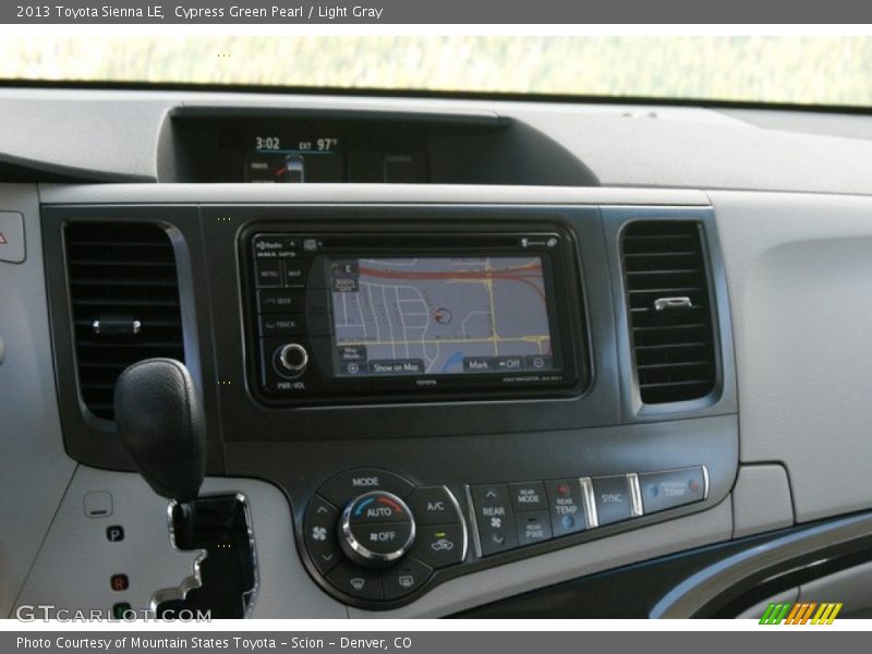 Cypress Green Pearl / Light Gray 2013 Toyota Sienna LE