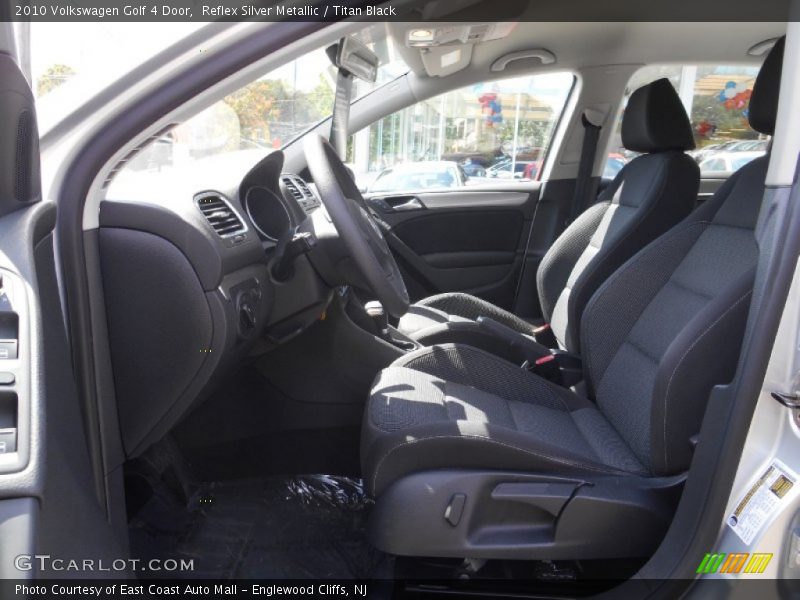 Reflex Silver Metallic / Titan Black 2010 Volkswagen Golf 4 Door