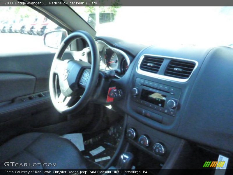 Redline 2-Coat Pearl / Black 2014 Dodge Avenger SE