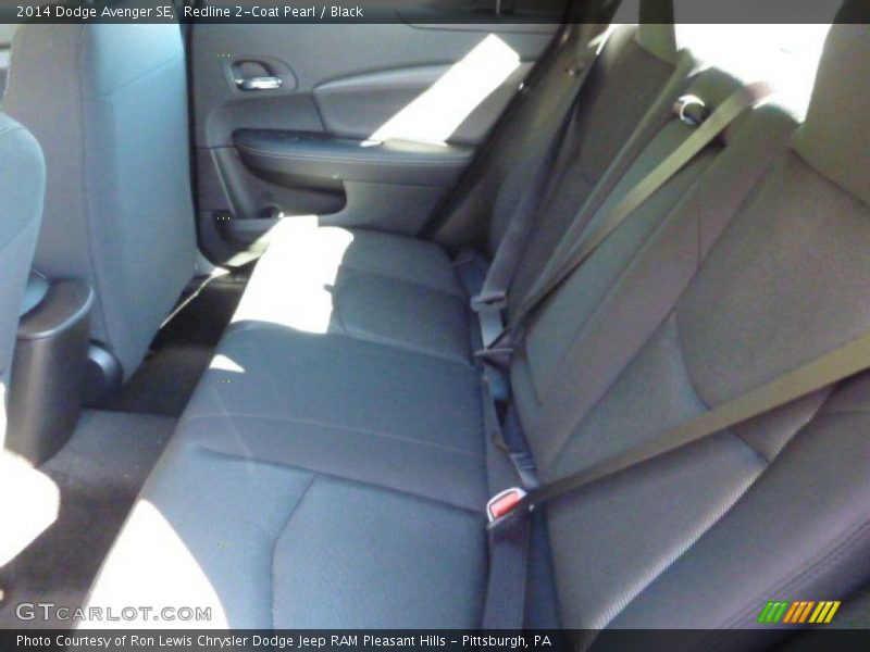 Redline 2-Coat Pearl / Black 2014 Dodge Avenger SE