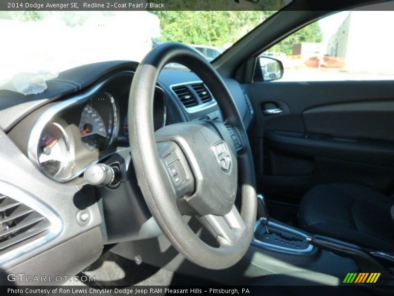 Redline 2-Coat Pearl / Black 2014 Dodge Avenger SE